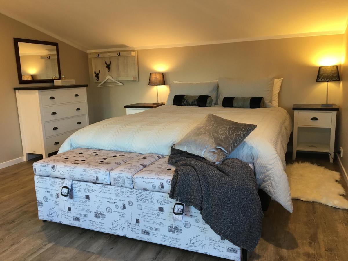Beynon&Bolton'S Country Loft Escape Bed & Breakfast กาติกาติ ภายนอก รูปภาพ
