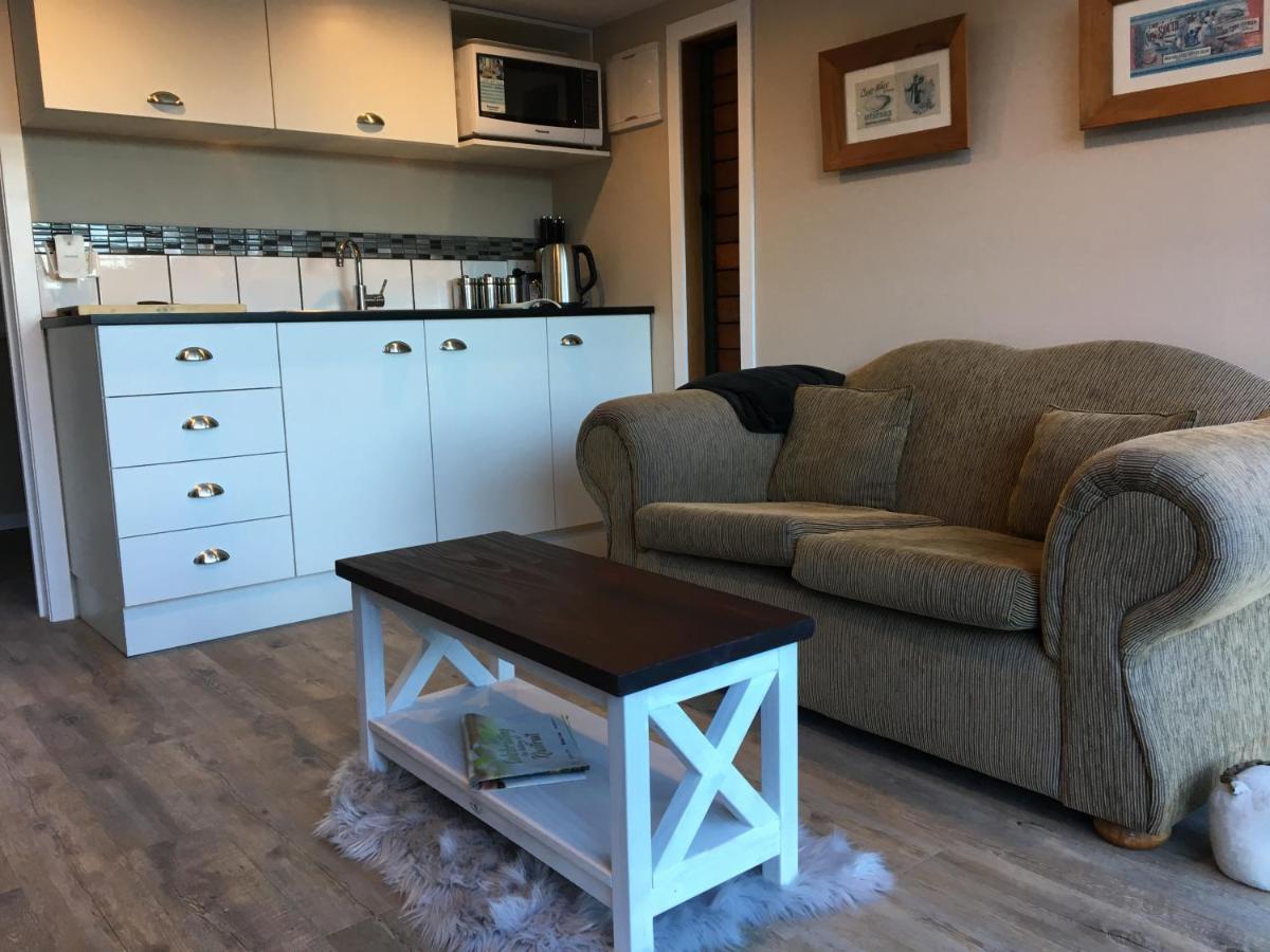 Beynon&Bolton'S Country Loft Escape Bed & Breakfast กาติกาติ ภายนอก รูปภาพ